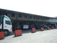 จอดรถซื้อ ( หลัง ผ.10 อาคารค้าส่งผัก )